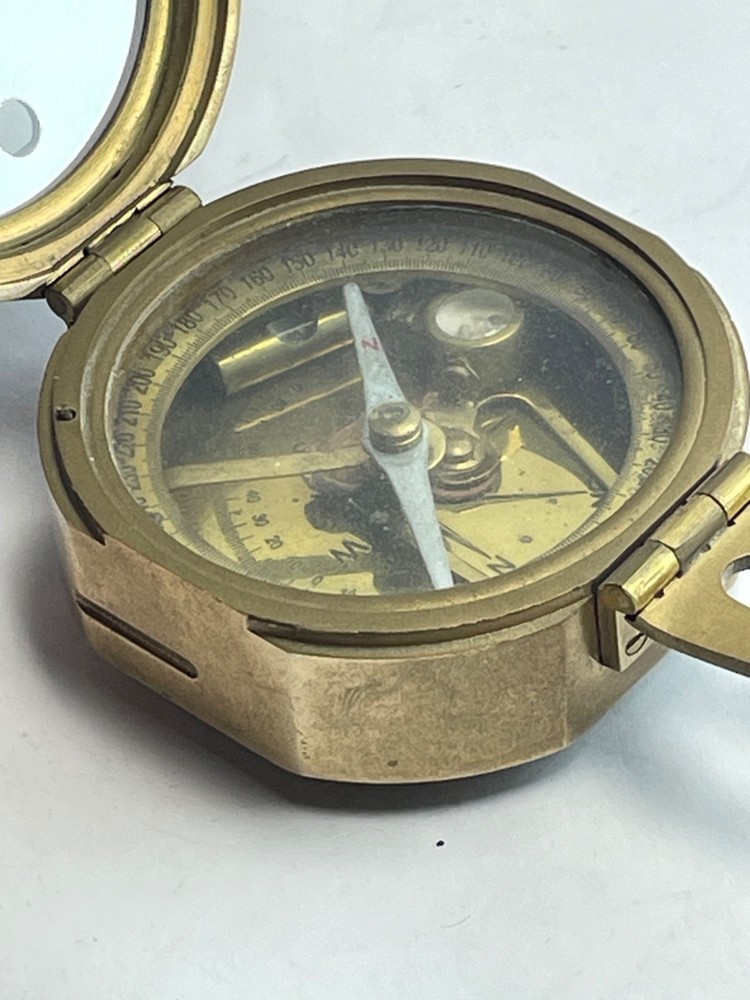 Solid brass nautical calculator (BROKEN). Wooden case