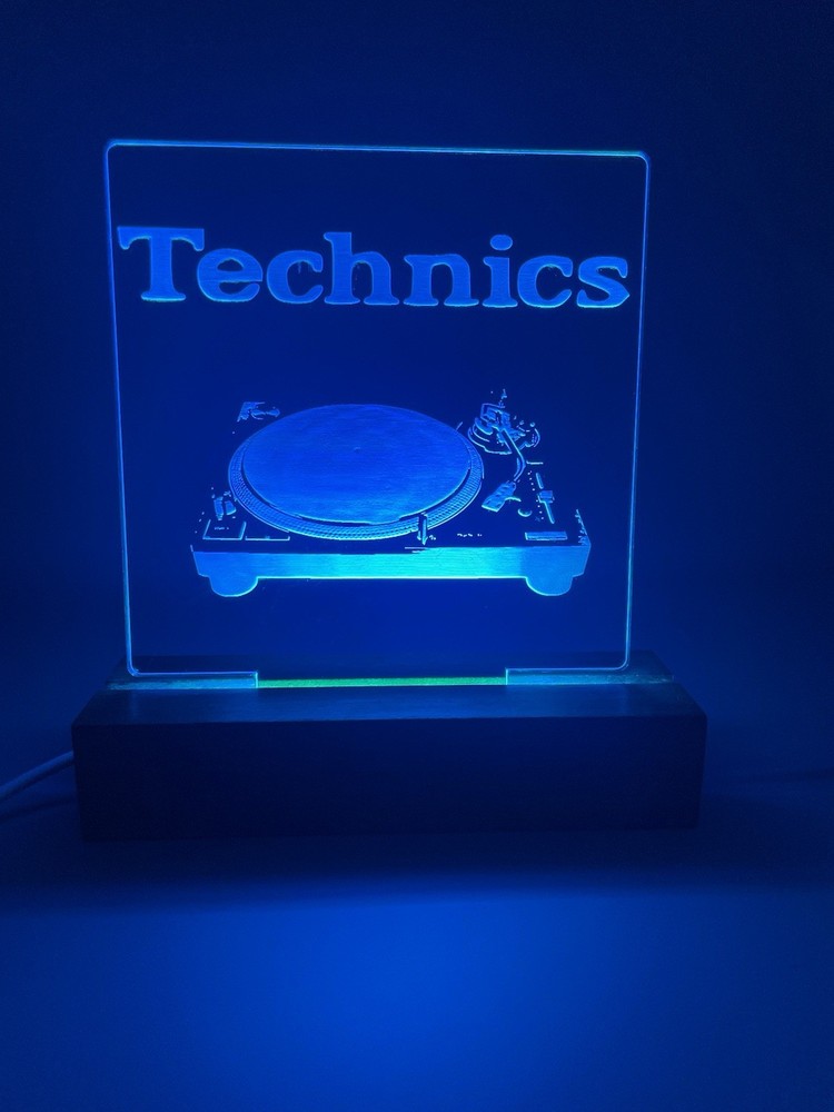 Technics SL-1200M3D Quartz Direct Drive Turntable LED Sign