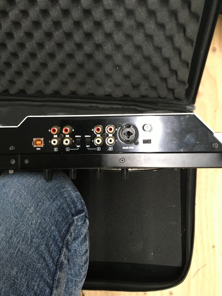 Numark NS7II Digital DJ Controller w/ ODYUSA Soft Case
