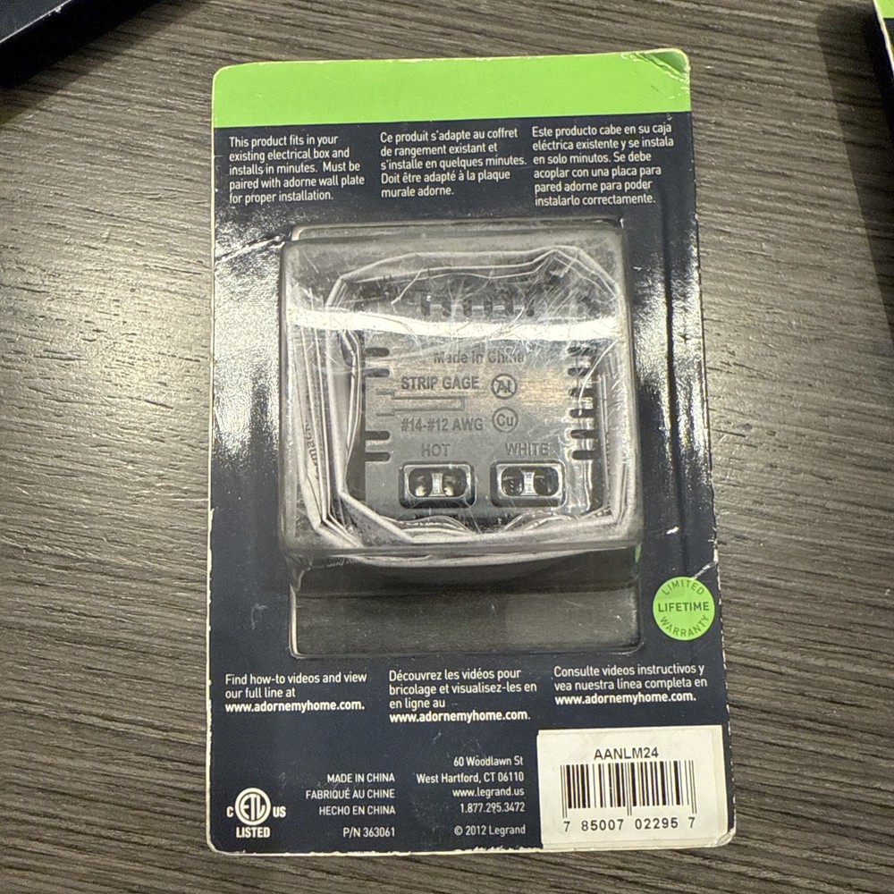 Legrand AARNL2 Portable Nightlight/Flashlight - White