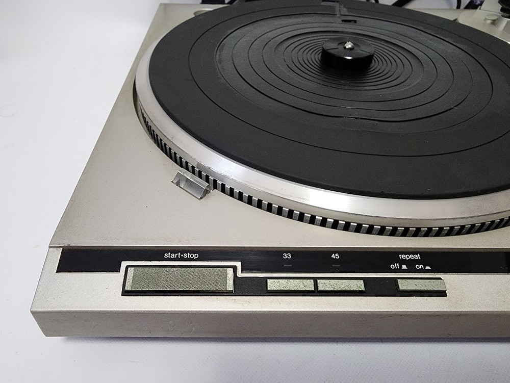 Technics SL-Q303 Direct Drive Automatic Turntable Record Player