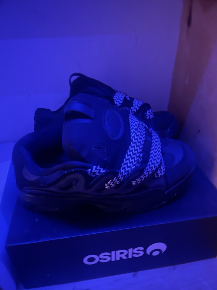Osiris Skateboarding Shoes Black with Patterned Laces
