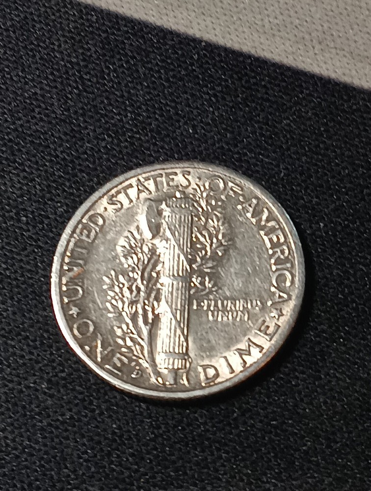 👉1942-D  Mercury Dime BU Choice