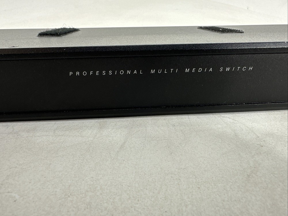 Crestron C2N-MMS Professional Multimedia Switch RGBHV Out