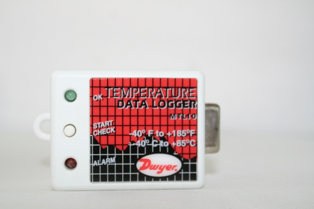 Dwyer Temperature Data Logger Model MTL-10