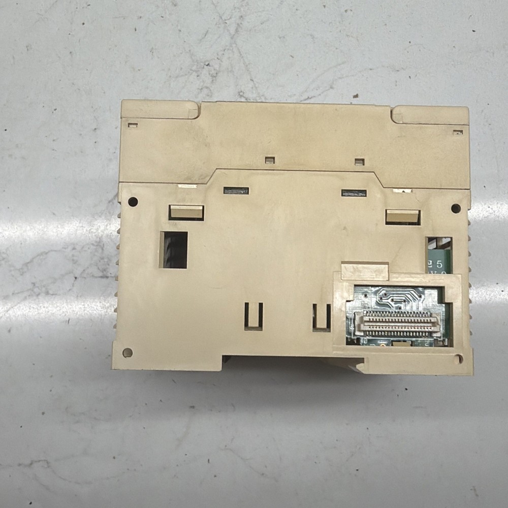 NEW SCHNEIDER TWDLCAA24DRF Base Unit Programmable Controller