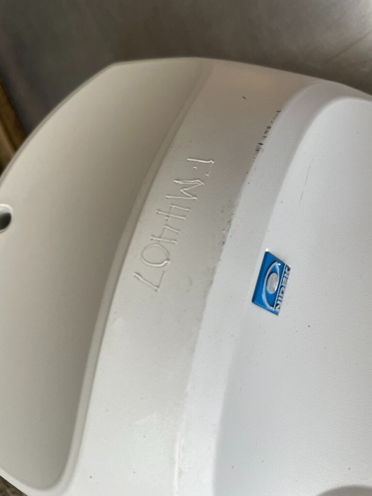 Marco Nidek CP-770 Chart Projector w/ Wall Mount Nidek CP770