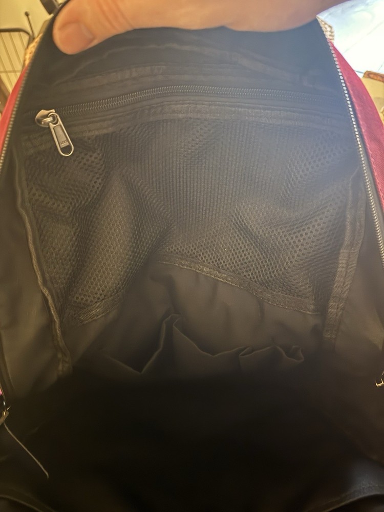 Vaschy Hiking Backpack Burgundy Gray Black Padded Straps Multiple Pockets Zip