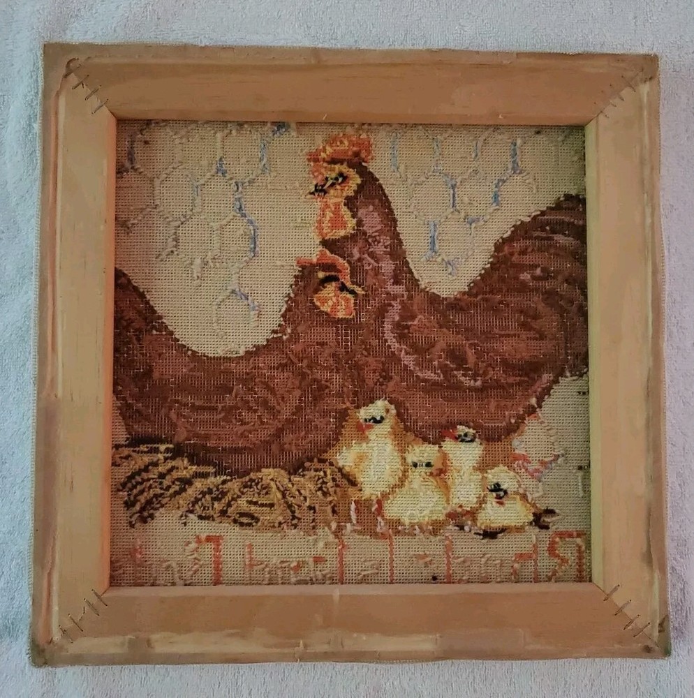 VTG ELSA WILLIAMS Completed Needlepoint RHODE ISLAND REDS chickens Framed