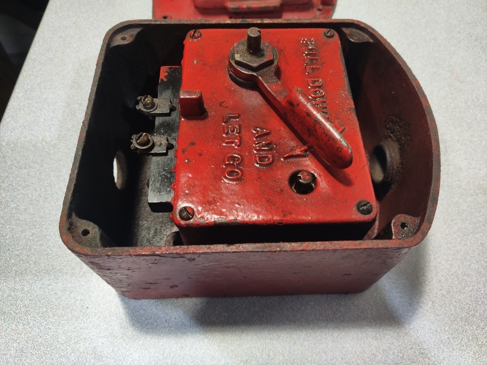 Antique ADT FIRE ALARM BOX Solid Cast Iron Red . FIRE ALARM PULL BOX VERY RARE