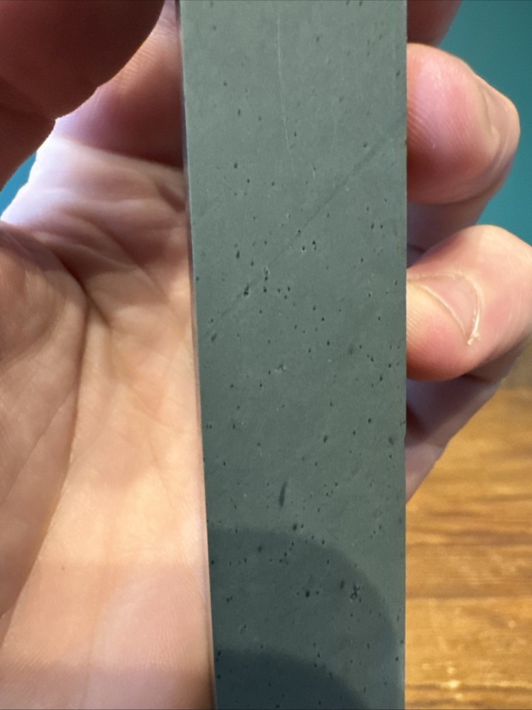 Unknown Green Sharpening Stone / Razor Hone