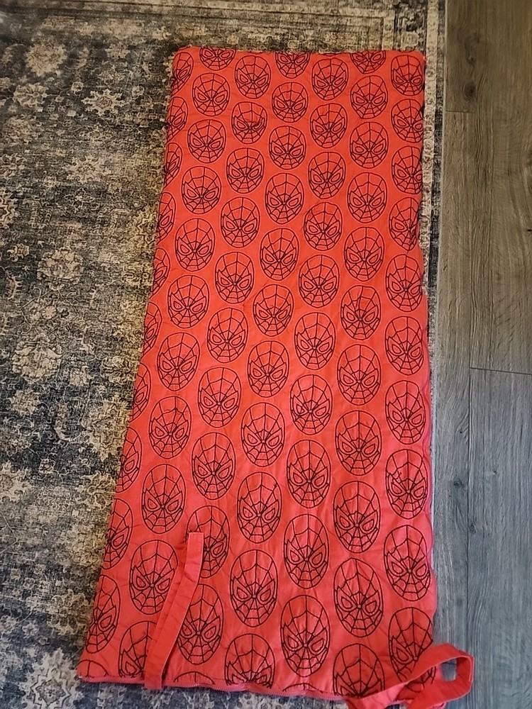 Pottery Barn Kids Spiderman Sleeping Bag 52"×24" EUC Marvel