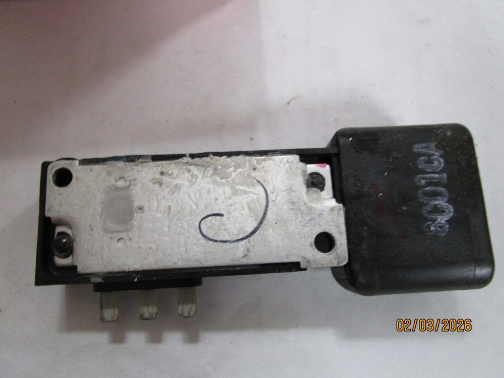 Motorcraft Dy-515 Ignition Module E7RZ-12A297-A (possibly installed)