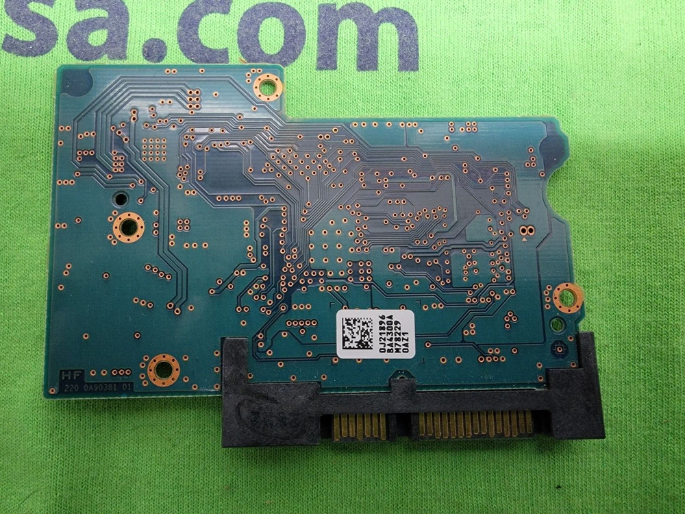 HDD - PCB LOGIC BOARD  - TOSHIBA 220-0A90381 01 - PCB ONLY