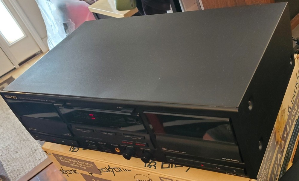 Kenwood Double Cassette Tape Deck Player (KX-W4030) - CLEAN (Needs Work)