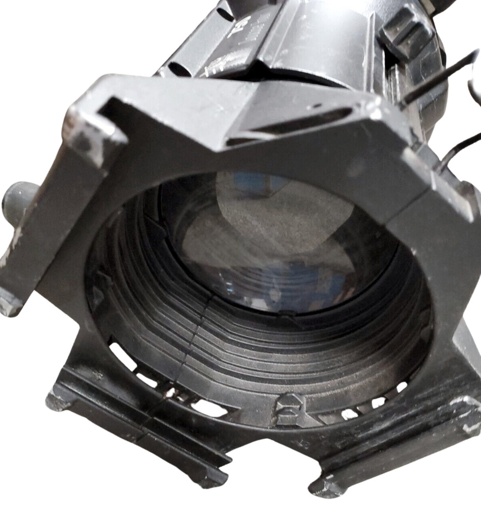 ETC Source Four 750 Ellipsoidal Spotlight with 26° Lens - GRw8