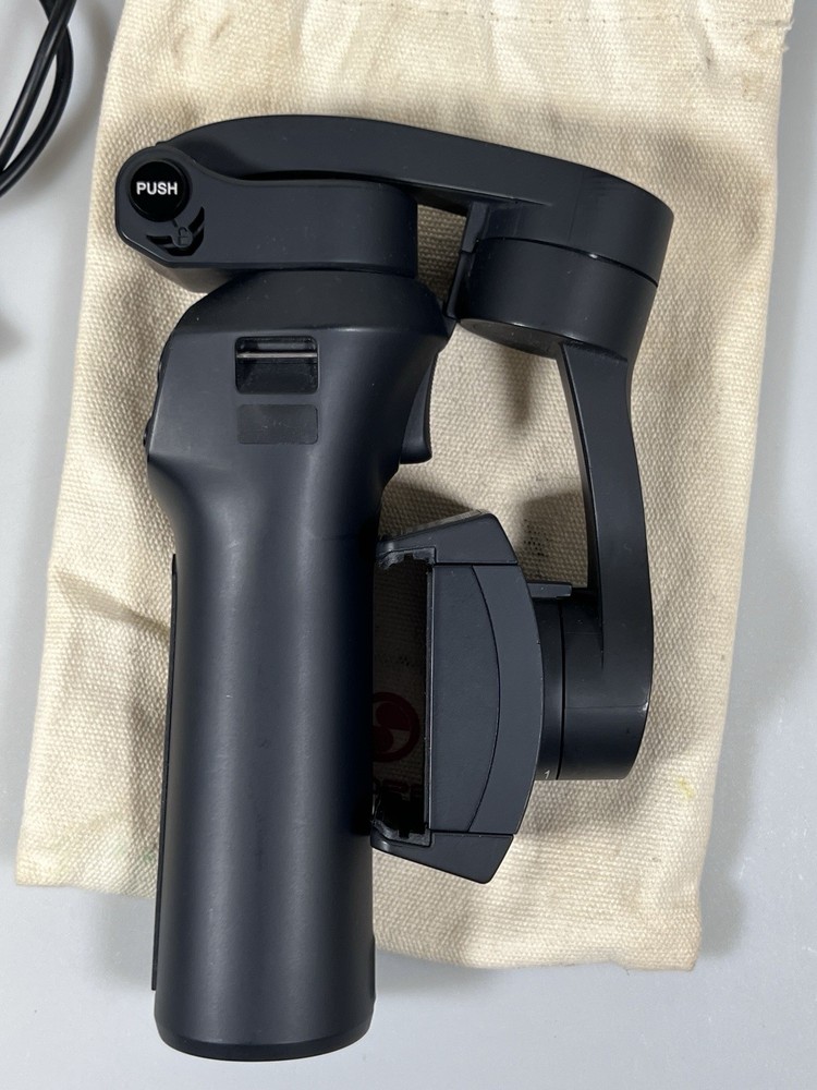 Snoppa ATOM Smartphone Gimbal Stabilizer 3-Axis w Pouch Cable