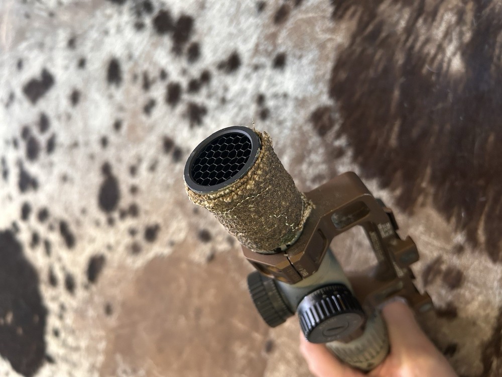Repro LPVO sight on Geissele mount