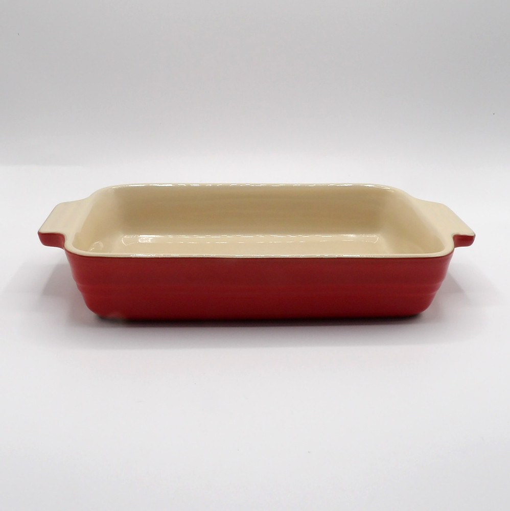 Red Apple by Le Creuset 10” Rectangular Baker Baking Dish EUC