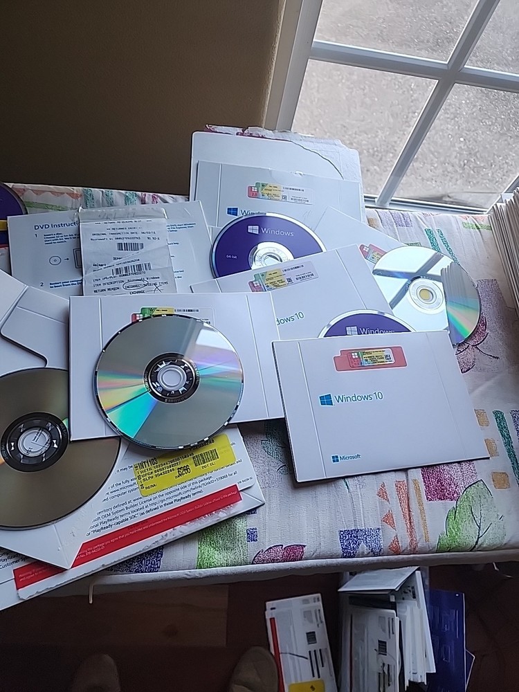 Microsoft Windows 10 Pro 64 Bit