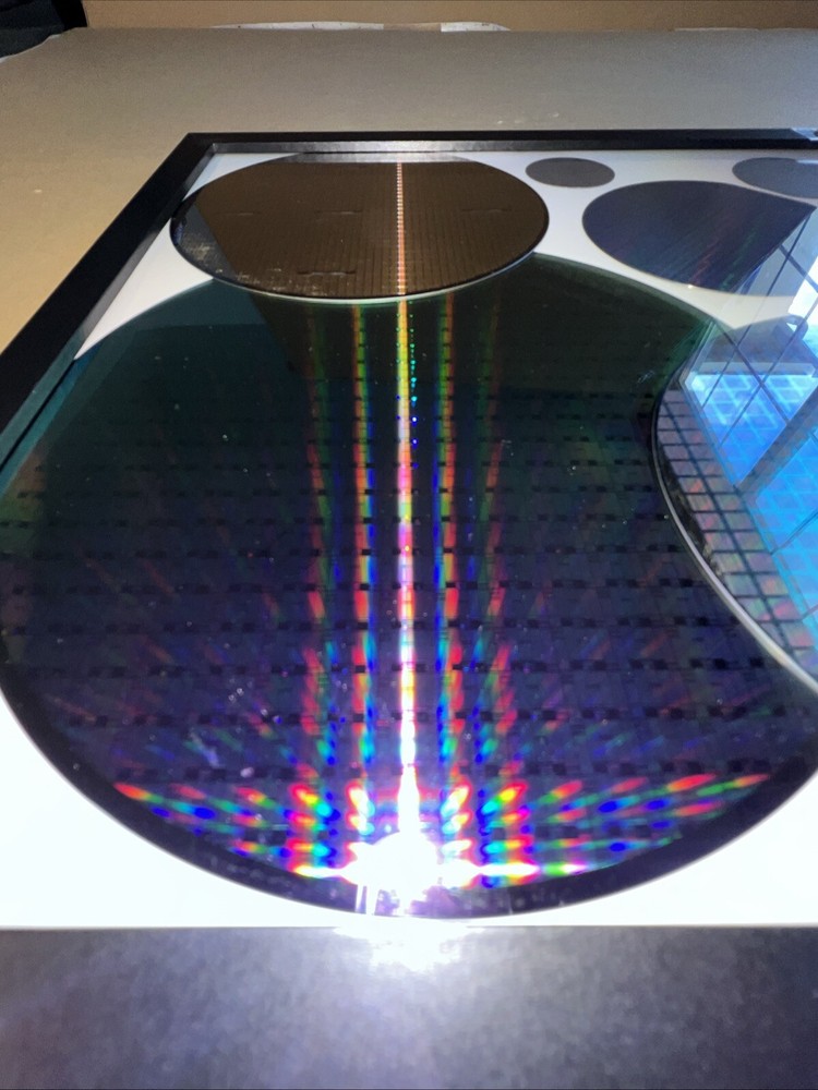 8” Silicon Pattern Wafer IntegratedCircuits Art 8”6”6”4”2”1”1” Art semiconductor