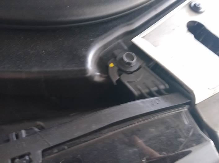Land Rover Range Rover 2016 Air Shutter 1314820