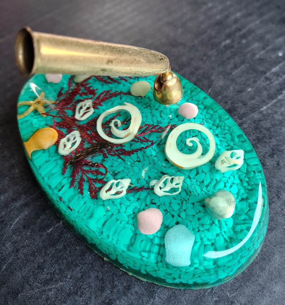 Vintage Lucite Pen Holder, Shell Design