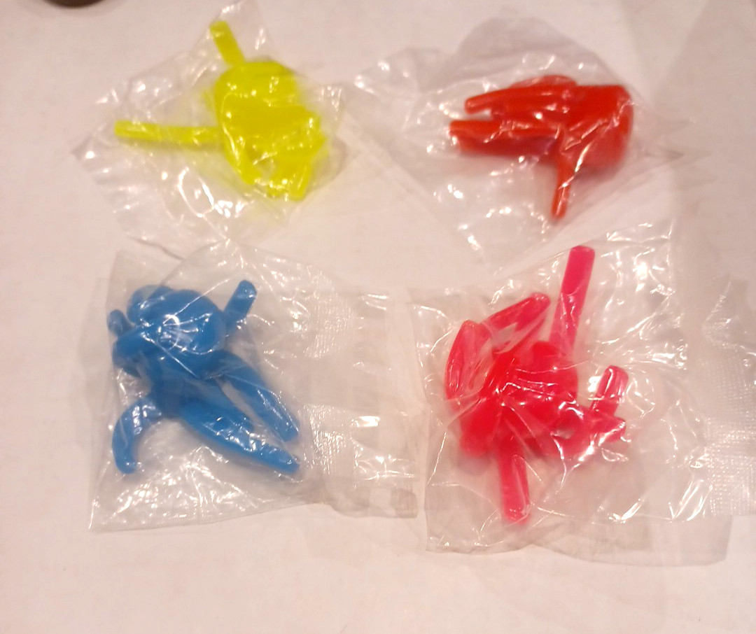 Wacky Wall Crawler Lot of 4 (Blue Red Yellow Pink) Octopus Wacky Walker Toy NEW!