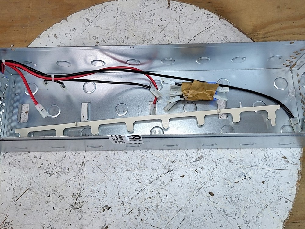 APC APCRBC105 Replacement Battery Cartridge SEE NOTES
