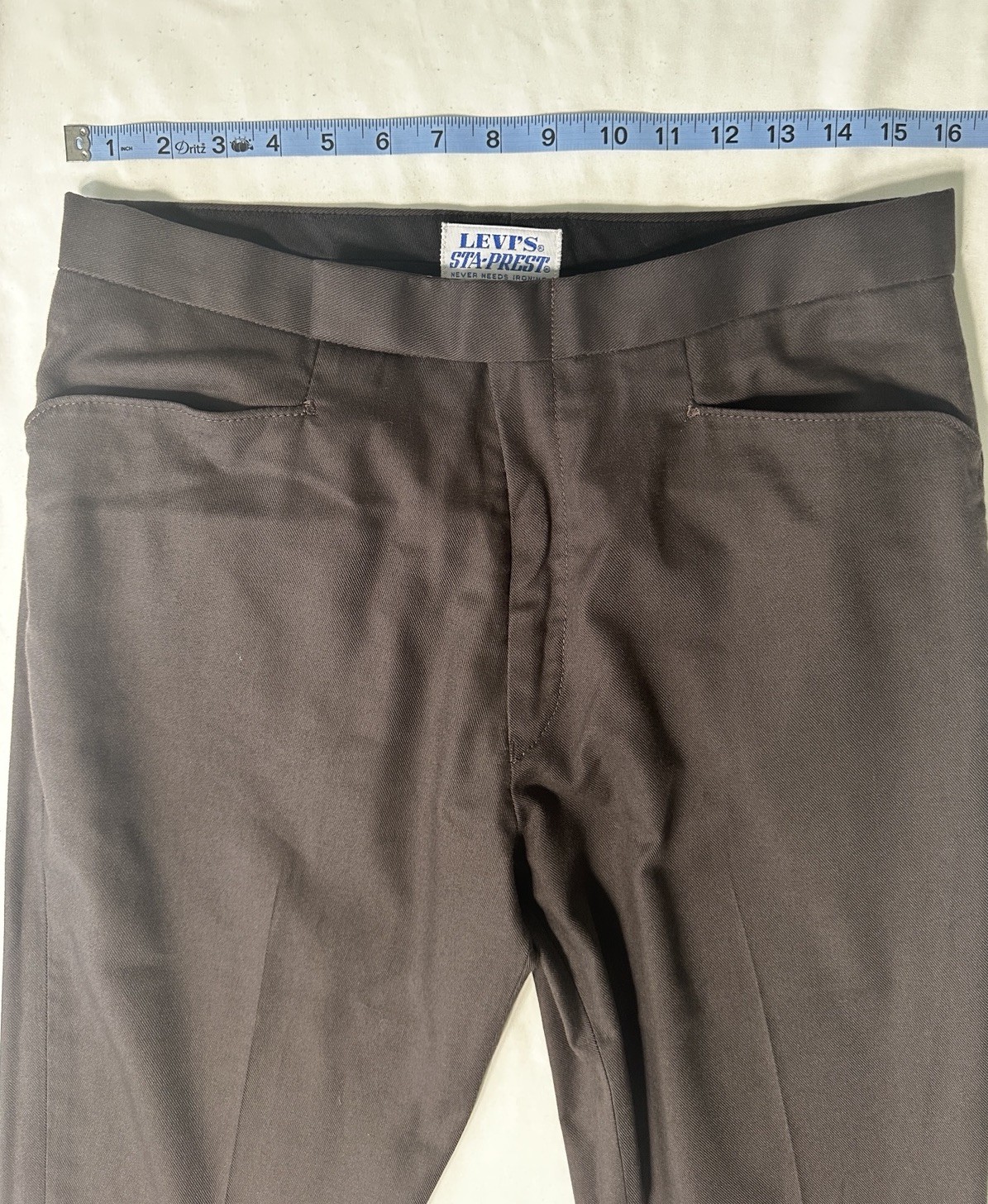 Vintage Levi’s Sta-Prest Pants 32x29 Brown Permanent Press Trousers