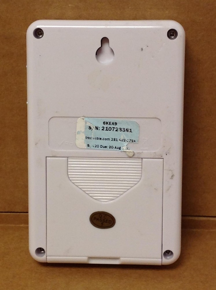 TRACEABLE 6KEA9 High Accuracy Digital Thermometer w/ Probe, WORKING