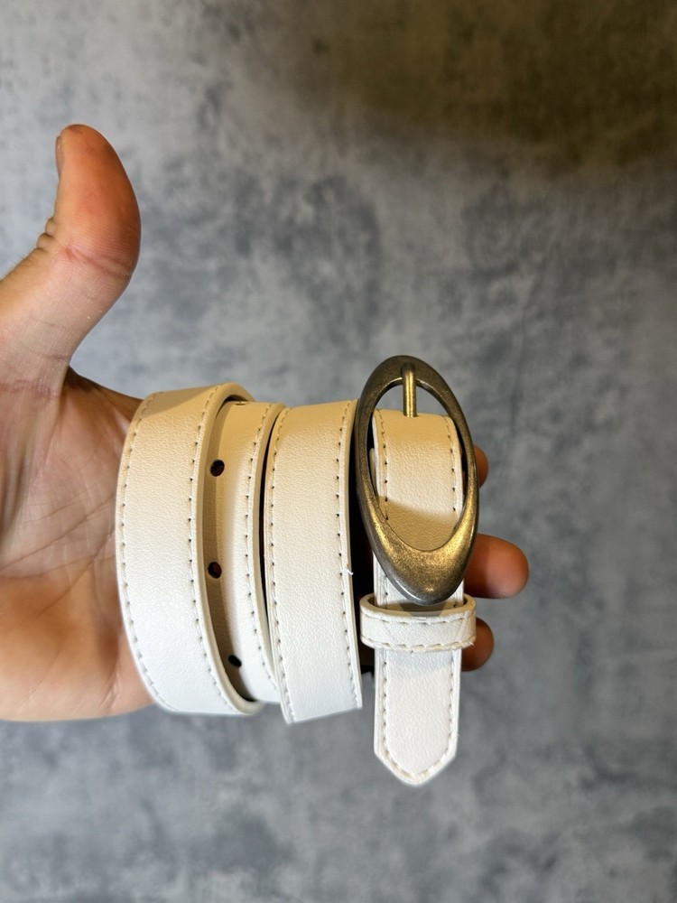 Oakley Belt White Leather 40in Long