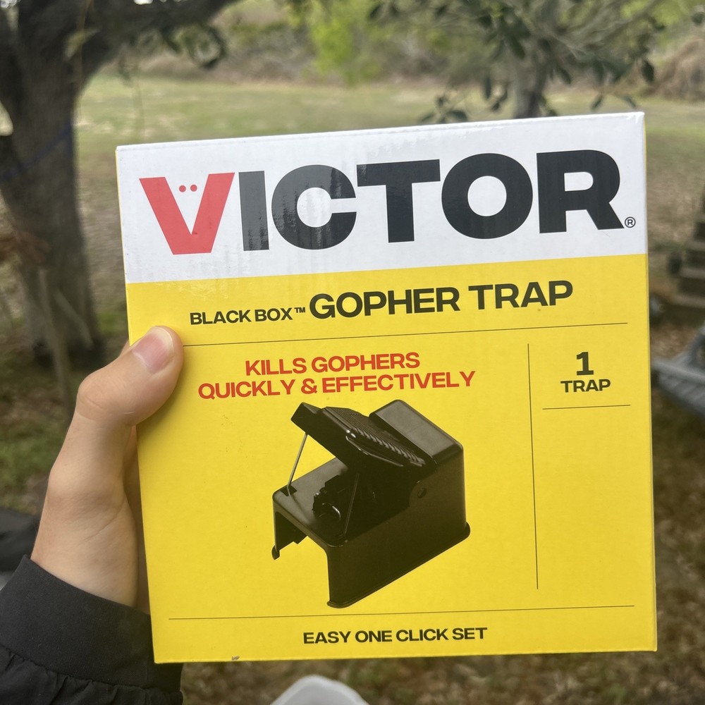 Victor Black Box GOPHER TRAP Easy one Click Set Kills Gophers Quickly. Fast ship