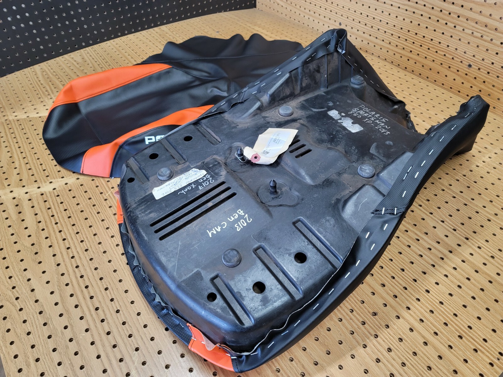 POLARIS SPORTSMAN 550 850 1000 XP SEAT COVER 2009 TO 2017 (BLACK&ORANGE) [P*-21]