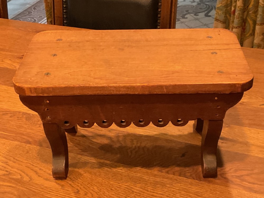 ANTIQUE HANDMADE SOLID WOOD ORNATE SCROLLWORK FOOT STOOL