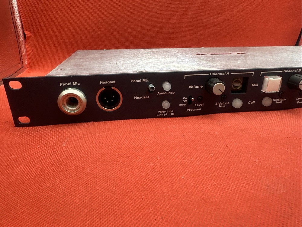 Clear-Com MS-702 Two-Channel Main Station (04-10) / Missing Button ,Check Photos