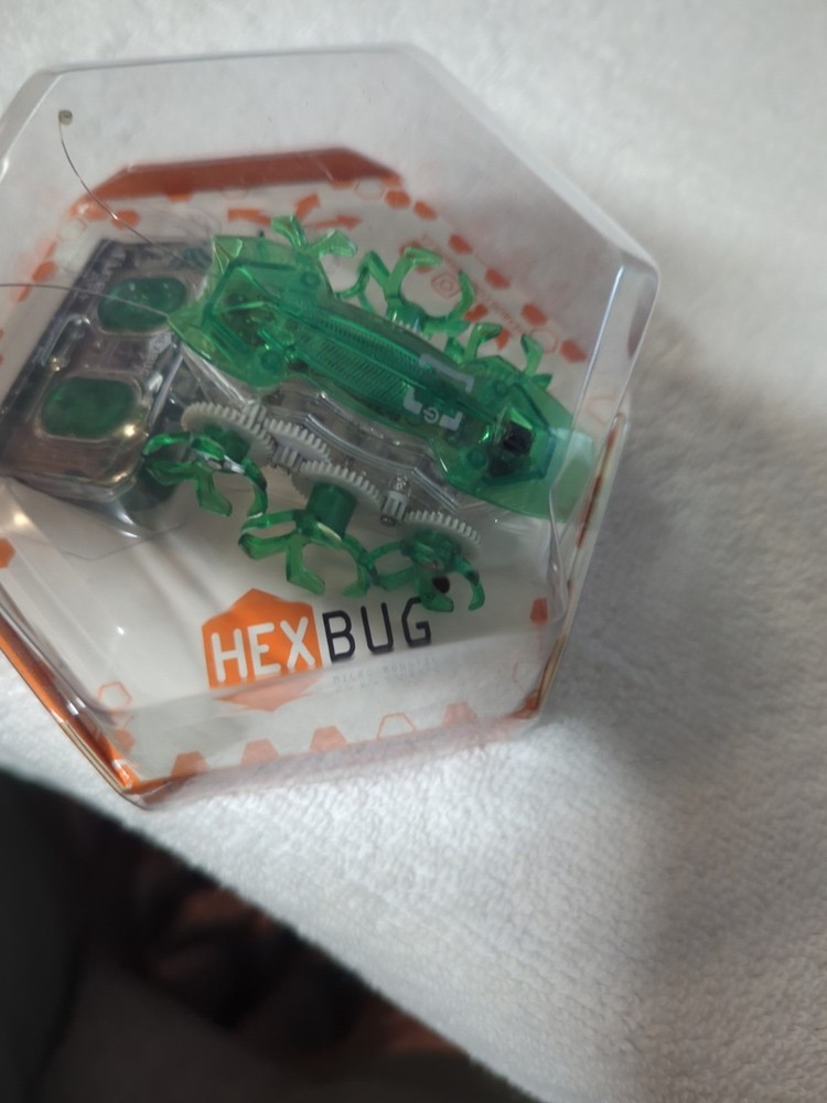 HEXBUG Battery Powered Robot Micro Robotic Hex Bug Green Beetle New