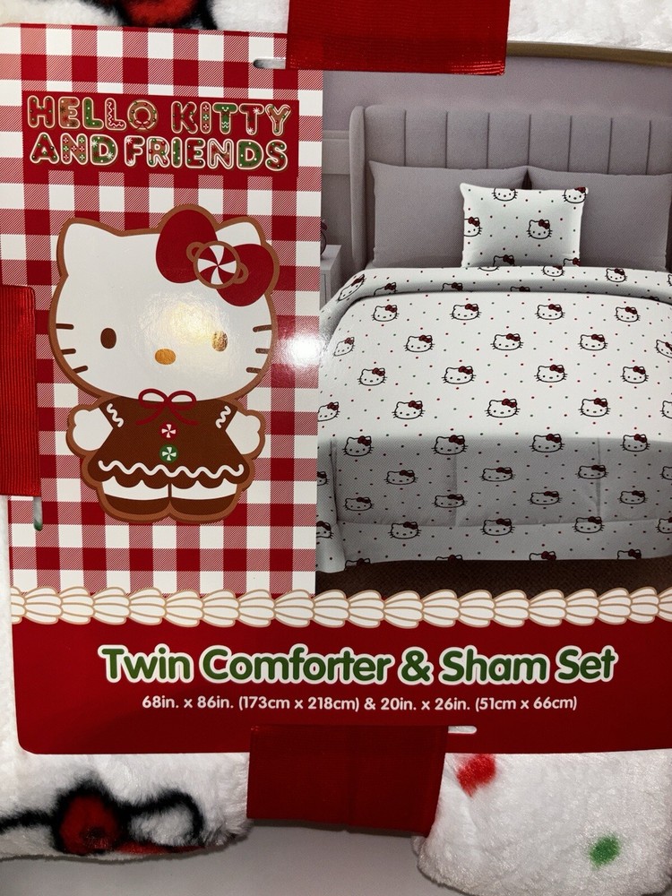 Hello Kitty Christmas Comforter/Sham/Pillow Set NWT