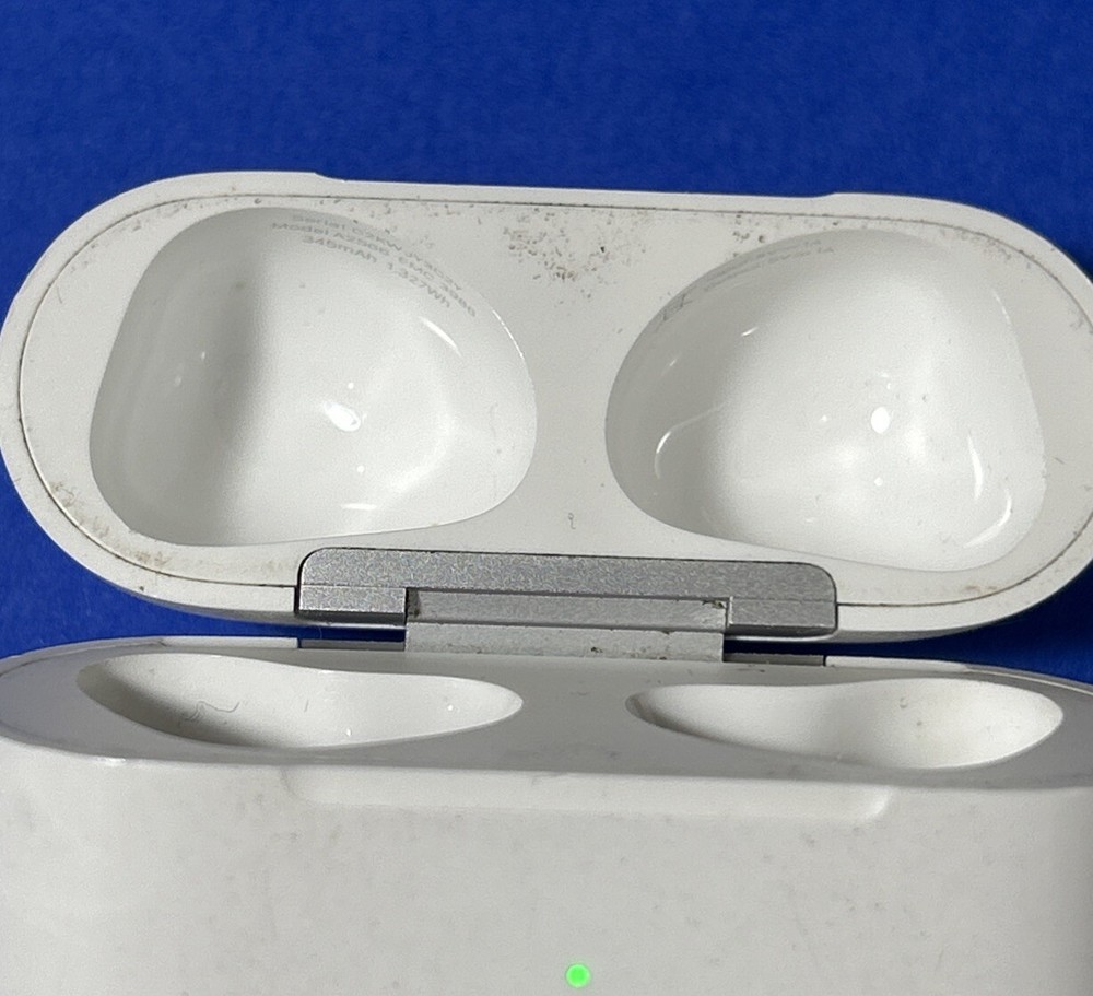 Apple AirPods 3rd Gen Charging Case Genuine Replacement Only A2897 A2566