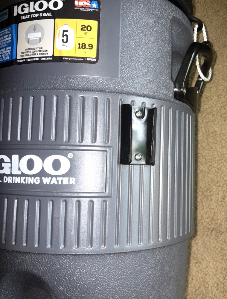 IGLOO Industrial 5 Gallon Drinking Water Cooler Jug With replaceable Spigot