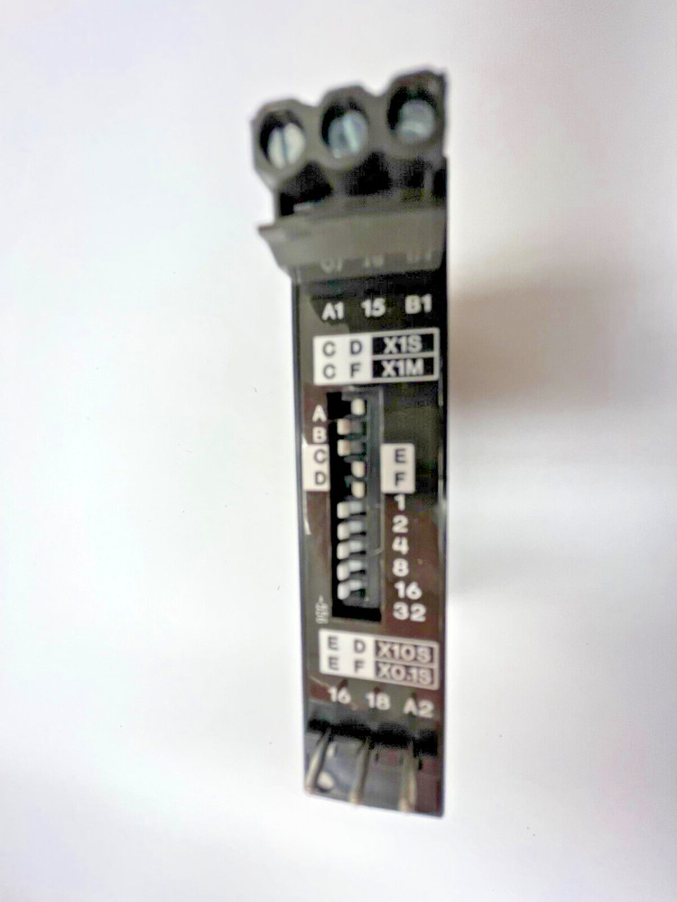 MicroTime SSAC TIMER RELAY DSTUA3 24-240VAC used?