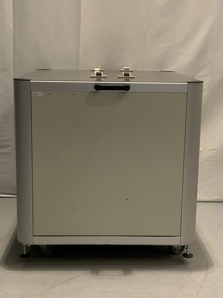 Peak Scientific MS TABLE-1B Mass Spectrometer Table 10-9900 - Fair Condition