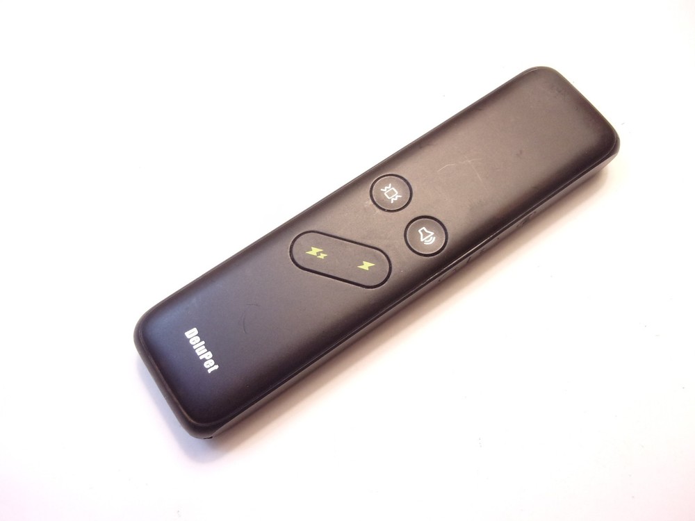 DeluPet Dog Collar Remote Control