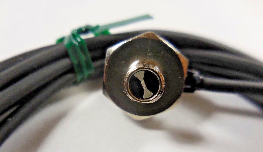 SunX Limited EX-32A Threaded Miniature Photoelectric Sensor