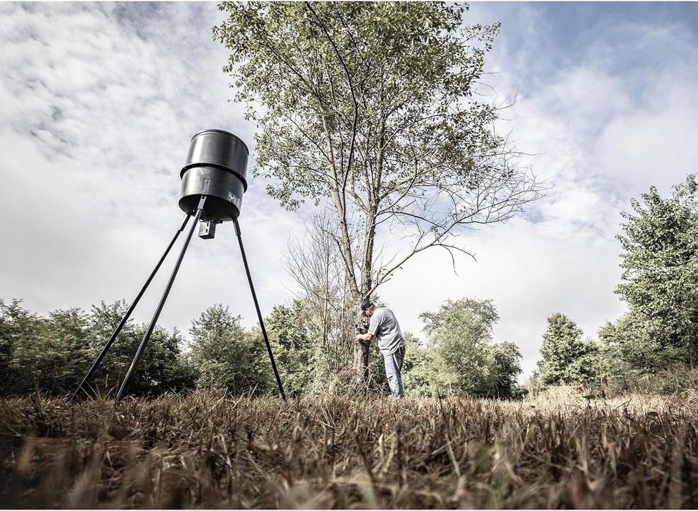 270 lb Deer Feeder with Digital Timer & 30-ft Radius - Quick Setup