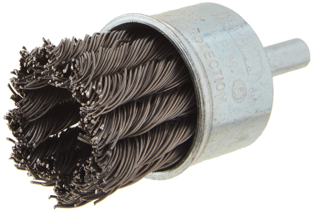 DeWalt High Performance 1 in. Coarse Knotted Wire Wheel Brush DW4902