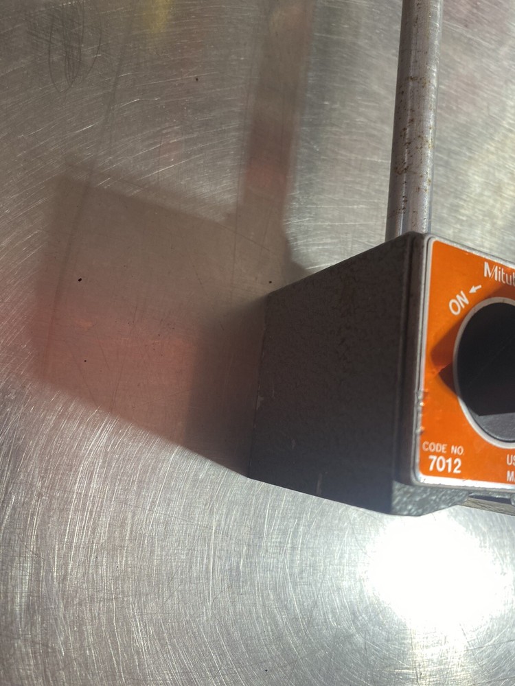 Mitutoyo 7012 Magnetic Base Stand