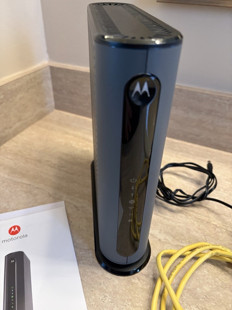 Motorola MG7550 High-Speed Cable Modem Plus AC1900 WiFi Router ⚡️light Usage ⚡️