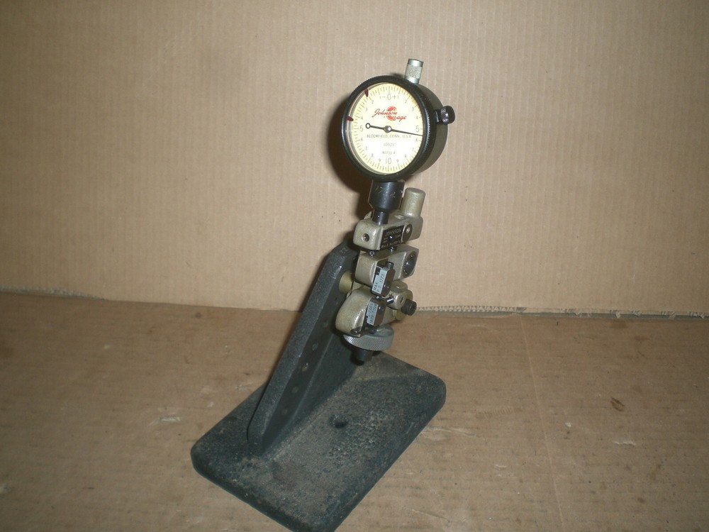 Johnson Tri Roll Thread Gage Comparator stand with indicator
