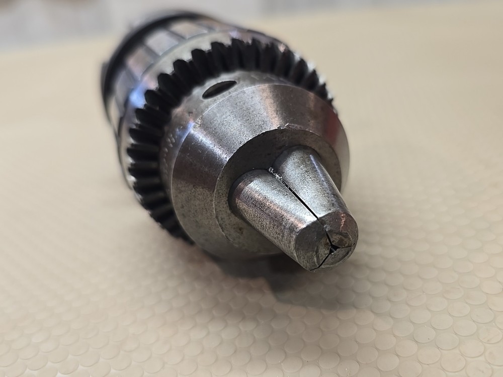 JACOBS 14N SUPER DRILL CHUCK 0"-1/2 CAPACITY ON TOOL HOLDER